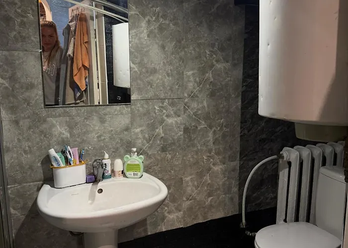 центр с двориком 2к с животными тварини посуточно подобово * 敖德萨