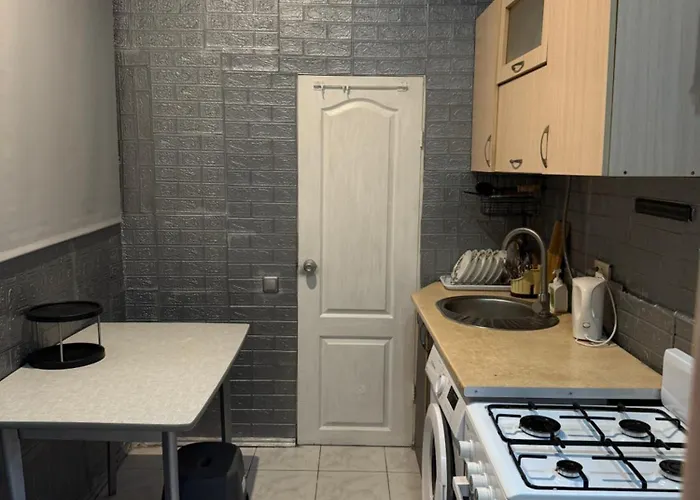 Appartement центр с двориком 2к с животными тварини посуточно подобово *